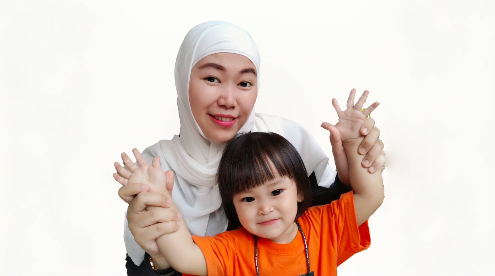 Sonya Hervina Ungkap Kisah Sukses Jadi Momfluencer Berprestasi Semangat Berbagi Tips dan Trik Parenting